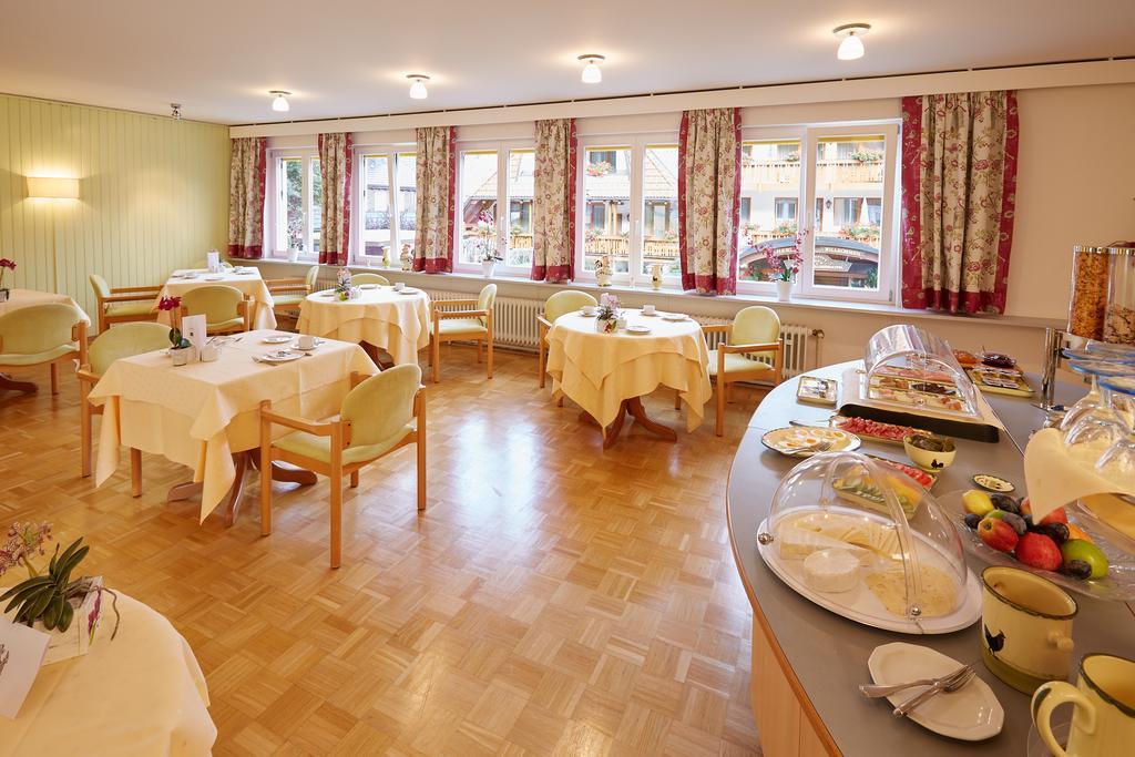 Ferien Residenz Bergfried Hinterzarten Exterior foto
